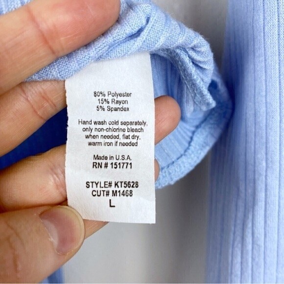 Le Lis Collection Baby Blue V-Neck Long Sleeve Thong Bodysuit Size L NWT - Picture 7 of 7